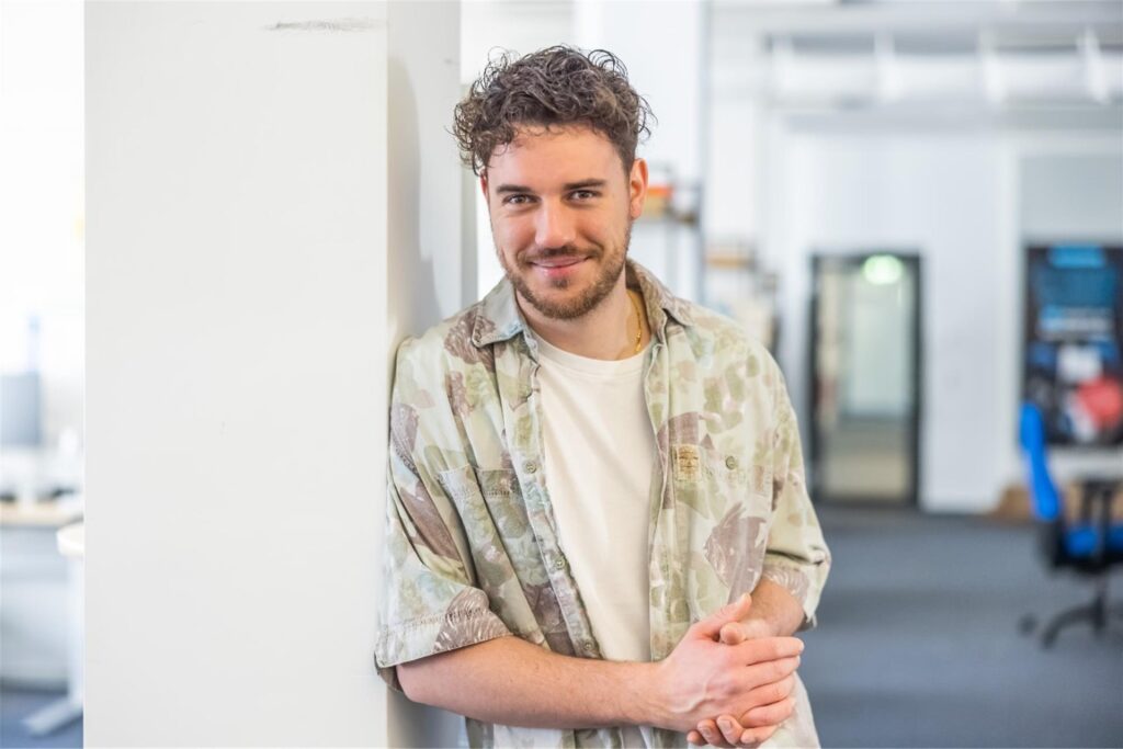 Daniel Immel liebt an seinem Single-Leben vor allem die Unabhängigkeit. Auf die Fragen von Verwandten, wie lange dieser Beziehungsstatus noch anhalten soll, könnte er hingegen eher verzichten. Daniel Immel liebt an seinem Single-Leben vor allem die Unabhängigkeit. Auf die Fragen von Verwandten, wie lange dieser Beziehungsstatus noch anhalten soll, könnte er hingegen eher verzichten.