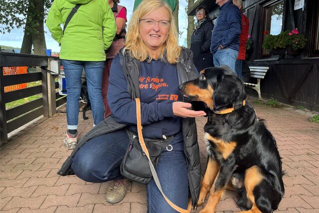 Susanne Stenkamp und ihr Hovawart
