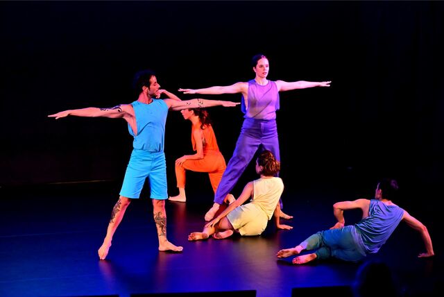 Tänzer der Compagnie Sasha Waltz & Guests.