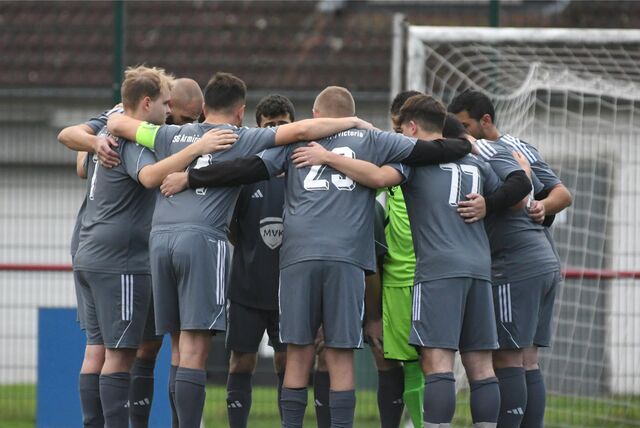 In der Kreisliga C1 musste sich die SG Arminia/Victoria III deutlich mit 0:6 (0:2) dem Spitzenreiter VfB Börnig III beugen.