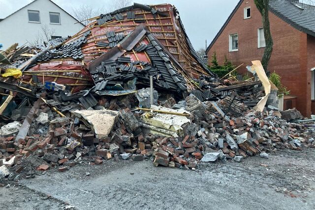 ARCHIV – Die Trümmer eines Wohnhauses in Bochum-Linden. Dieses Haus selbst hatte keinen Gasanschluss. Foto: Florentine Dame/dpa
