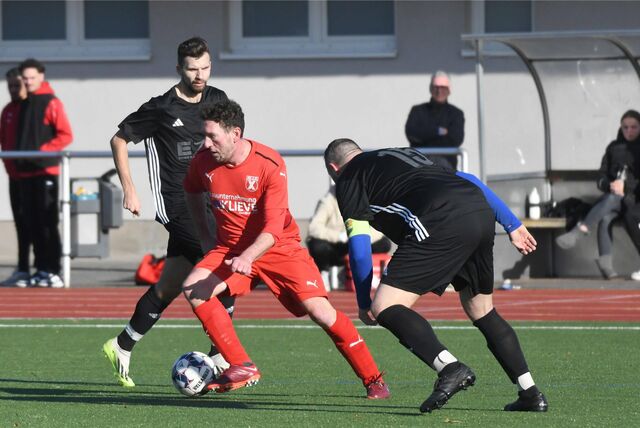 Weiterhin auf den zweiten Saisonsieg in der Kreisliga B wartet dei SG Castrop II  nach dem 1:3 gegen den ESV Herne.