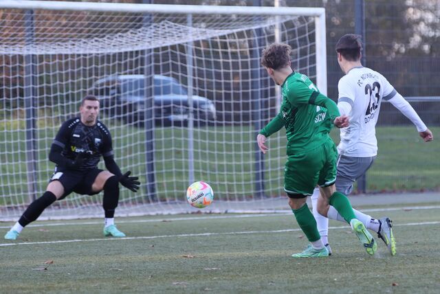 Philipp Sandhowe, Torwart beim FC Nordkirchen, musste vier Mal hinter sich greifen.