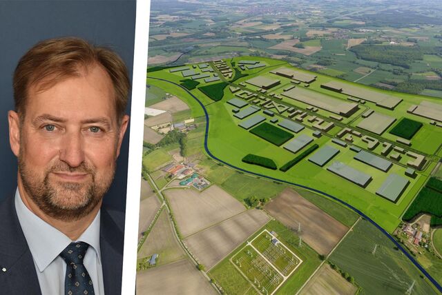 Ein Mann mit Krawatte, daneben eine Visualisierung einer geplanten Industriefläche