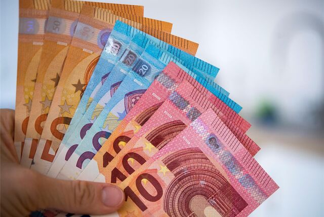 Ein Anwalt aus Lünen bekam sein Geld nicht, obwohl er einen Mann aus Datteln vor Gericht vertrat. Deswegen klagte er nun.