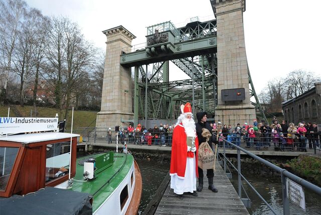 Nikolaustag im Schiffshebewerk Henrichenburg