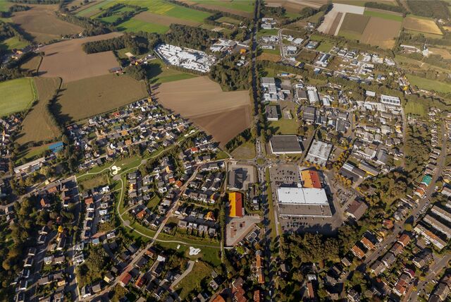 Luftbild von den Gewerbegebieten Prozessionsweg und Brinkwiese