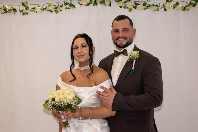 Alina (geborene Braunstein) und Jasen Marcinek haben im Bürgerhaus zu Castrop-Rauxel standesamtlich geheiratet.