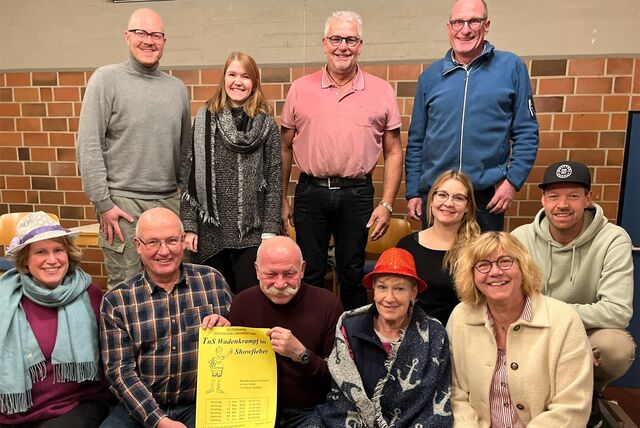 Gruppenfoto der Plattdeutschen Theatergruppe Lippramsdorf
