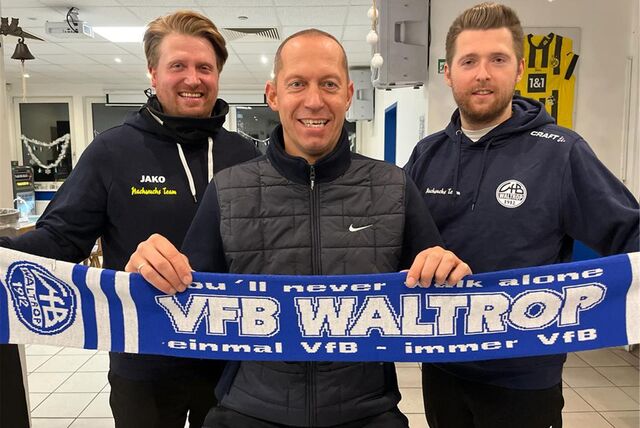 Oliver Naumann freut sich, dass der VfB Waltrop zwei neue Trainer für die U17-Junioren gefunden hat.
