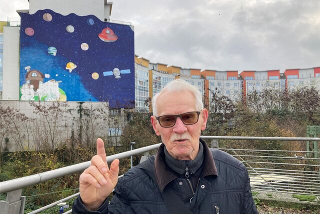 Über viele Jahre hat Paul Wagner als Ratsherr der Grünen Wählergemeinschaft und Aufsichtsratsmitglied der neuma die Entwicklung der Stadtmitte mitgeprägt. Er verteidigt bis heute die Grundidee der Architektur des Rundbaus an der Merkurstraße