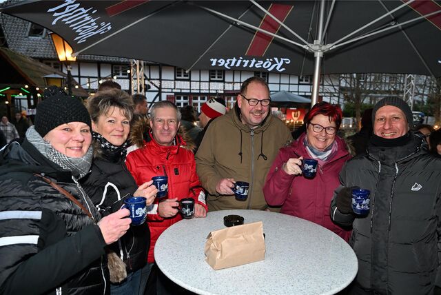 Am dritten Adventssamstag war der Weihnachtsmarkt an der Loemühle wieder gut besucht.