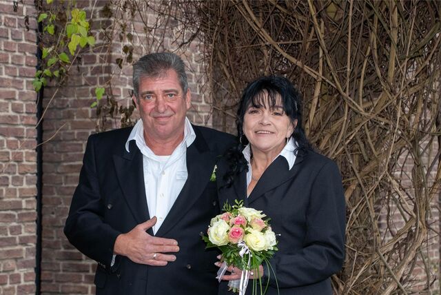 Nach 19 Jahren ohne Trauschein haben Christine Richter-Baran (geborene Joraslawfsky) und Renée Richter nun am Standesamt Castrop-Rauxel geheiratet.