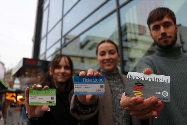 Beim Deutschlandticket gibt es in Dortmund aktuell sehr unterschiedliche Karten.