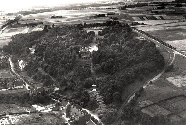 Luftbild aus den 1920er-Jahren vom Stadtgarten in Recklinghausen.