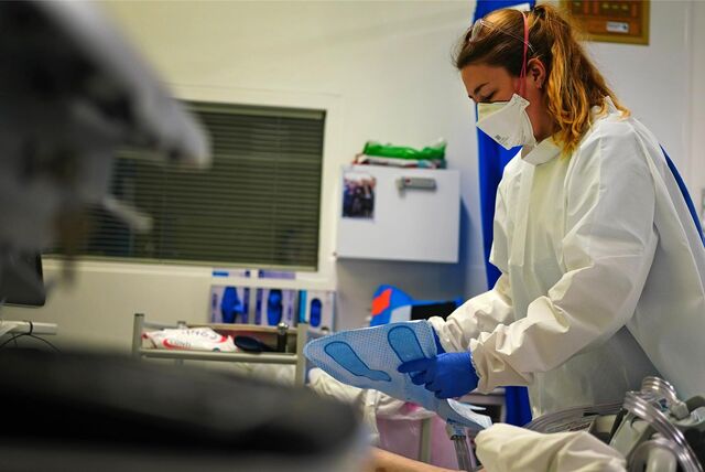 In Spanien gilt in Kliniken wieder eine Maskenpflicht. In Dortmunds Krankenhäusern rechnet man aber derzeit nicht damit.