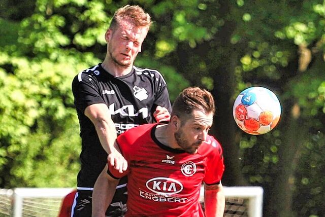 Mick Nabrotzki (l) spielte zuletzt für den TuS Sinsen in der Westfalenliga 1.