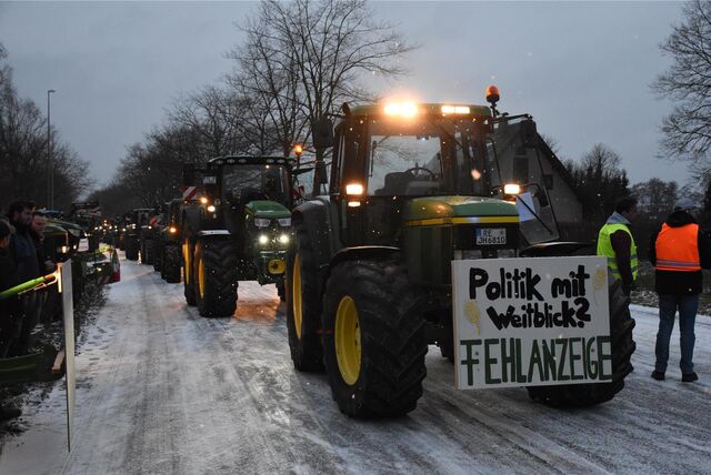 Es fahren wieder Landwirte mit ihren Treckern durch die Region und kommen auch durch Dorsten.