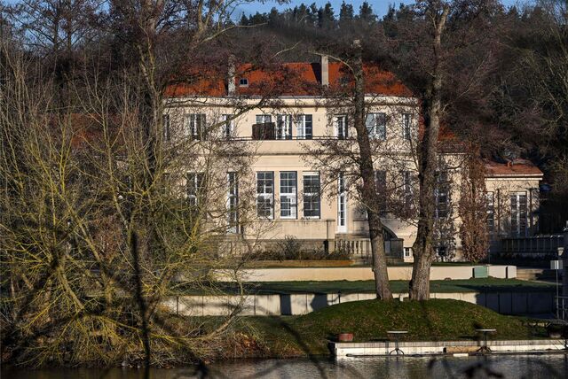 In diesem Gästehaus in Potsdam nahmen AfD-Politiker und andere an einem Treffen teil. Daran soll auch der bekannteste Vertreter der rechtsextremen Identitären Bewegung, Martin Sellner, teilgenommen haben.
