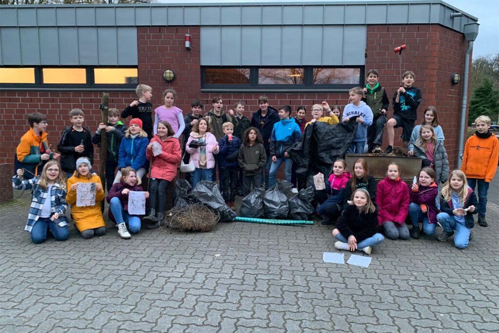 Viele Gruppen beteiligten sich im vergangenen Jahr an den Besentagen. Auch 38 Kinder und Jugendliche vom T.O.T. Lembeck waren dabei. Viele Gruppen beteiligten sich im vergangenen Jahr an den Besentagen. Auch 38 Kinder und Jugendliche vom T.O.T. Lembeck waren dabei.