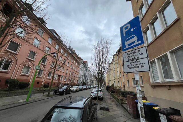 Wenn sie ihr Auto in einer Bewohnerparkzone abstellen wollen, können Dortmunder einen Ausweis für jährlich 34,50 Euro beantragen.