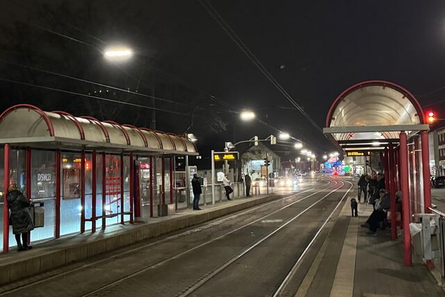 Die Haltestelle „Rüschebrinkstraße“.