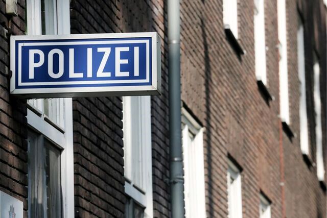 Nach einem hitzigen Wortgefecht mit einem Polizeibeamten in der Wittener Polizeiwache muss ein pensionierter Richter (74) aus Wetter eine Geldauflage bezahlen. (Symbolbild)