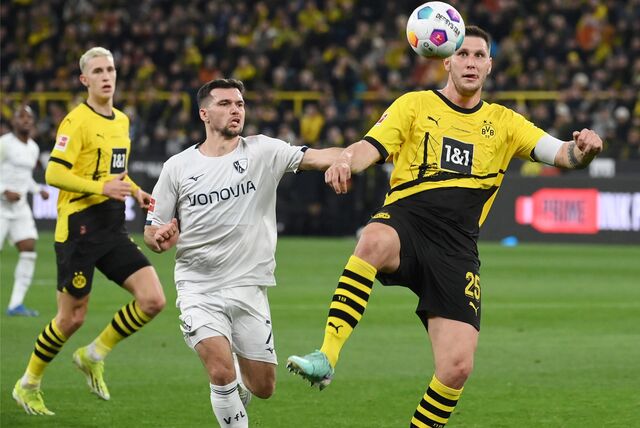 Niklas Süle führt einen Zweikampf.