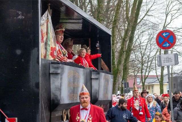 Rathaussturm der KG Rot-Weiß Datteln