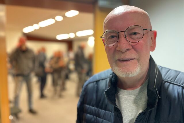 Heinz-Wilhelm Kirchhelle bekommt von dem Problem an der Zulassungsstelle alles mit, weil sein Enkelsohn betroffen ist.