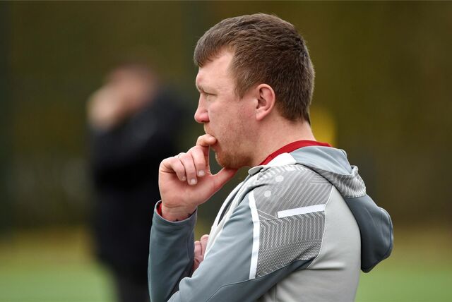 Bedient und ratlos in Beckum: Timo Koscholleck, Trainer des TuS 05 Sinsen