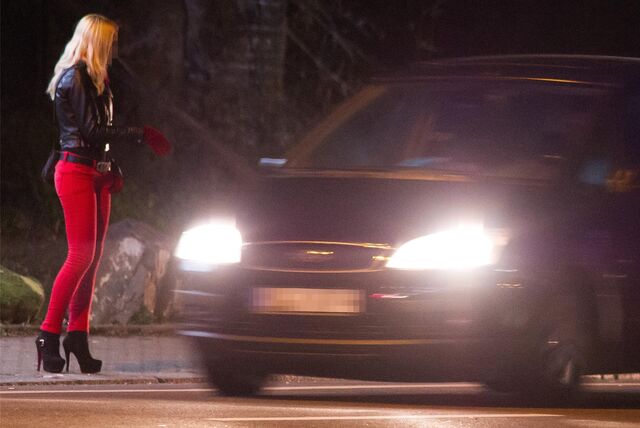 Das Dortmunder Ordnungsamt ist in der Nacht zum 17.2. in Dortmund gegen illegale Straßenprostitution vorgegangen (Symbolbild).