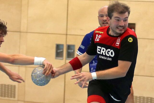 In diesen Wochen nicht nur auf dem Spielfeld gefragt: Am 6. März leitet Abteilungsleiter Maximilian Friedrich die Mitgliederversammlung der Hülser Handballer.