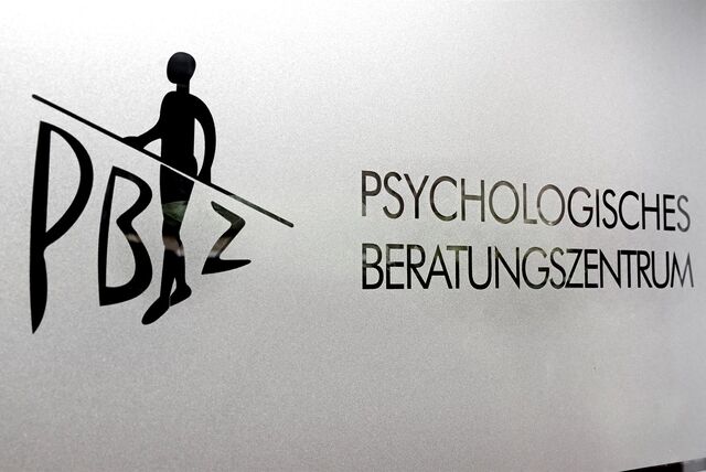 Das Eingangsschild des Psychologischen Beratungszentrums