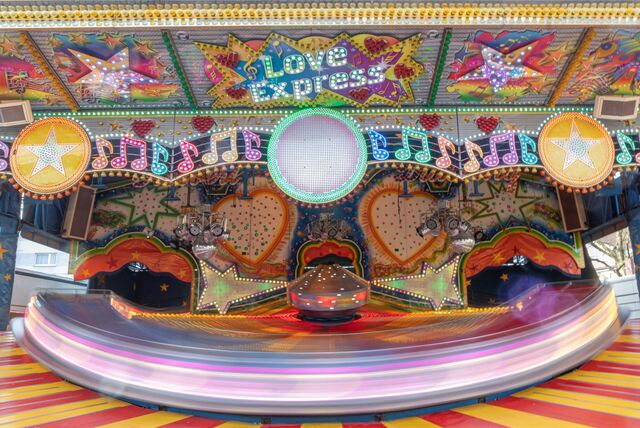 Ein Fahrgeschäft auf der Dattelner Kirmes.