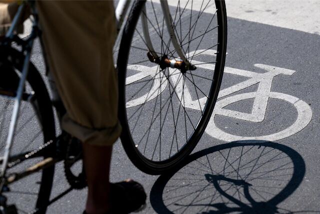 Bei einem Sturz in der Nordstadt Dortmund hat sich ein Radfahrer Verletzungen zugezogen (Symbolbild).
