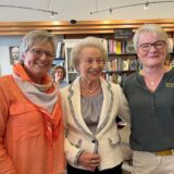 Andrea Timm-Kortenkamp und Anne Heine-Hagen mit Mutter Hanne