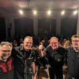 Die Cash-Tribute-Band „Remember Johnny“ tritt im Vinylcafe auf.