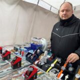 Marco Hoffmann an seinem Uhrenstand