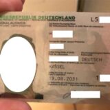 Dieser gefälschte Ausweis war im Zuge der Razzia am 5. September 2023 in Herten beschlagnahmt worden.