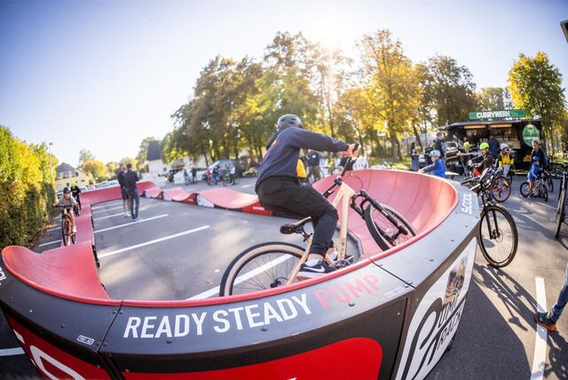 Auch ein Pumptrack wird am ersten Maiwochenende vor Ort sein.