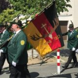 Alte Bürgerschützengilde Recklinghausen mit der historischen Freiheitsfahne
