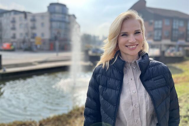 Carolin Handschuh ist die Gründerin der Marke „Miss Forty“ und Teil einer neuen Kampagne von Trusted Shops.