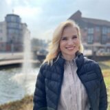 Carolin Handschuh ist die Gründerin der Marke „Miss Forty“ und Teil einer neuen Kampagne von Trusted Shops.