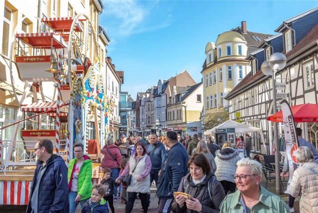 Menschenmengen in der Dattelner Fußgängerzone