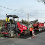 Die Fahrbahnsanierung auf der L608 (Wulfener Straße) hat begonnen.