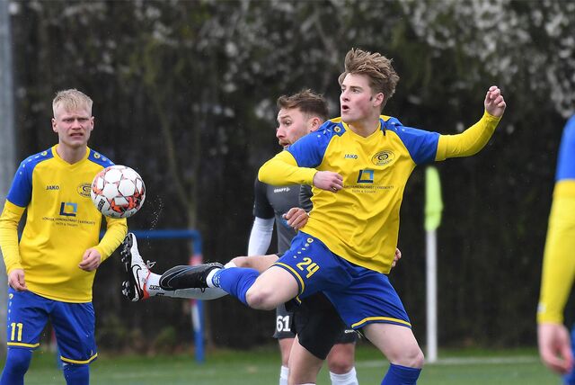 Am Ende deutlich mit 6:0 (1:0) setzte sich Kreisliga-B-Spitzenreiter SF Habinghorst/Dingen bei der zuletzt erstarkten Spvg Schwerin II.