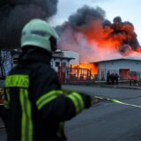 Ein Großbrand brach am Dienstagabend im Hagebaumarkt am Westring in in Castrop-Rauxel aus.