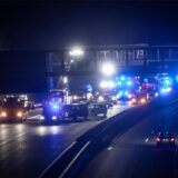 Wegen eines Unfalls war die A40 bei Bochum am Mittwochabend gesperrt.