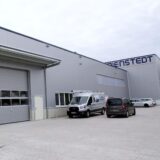 Der Hallenanbau von 2000 Quadratmetern verdoppelt die Produktionsfläche der Nienstedt GmbH.